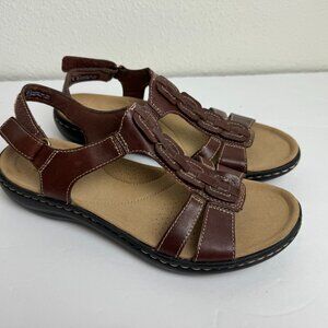 NWOT Clarks Ultimate Comfort Brown Walking Sandals Size 7.5